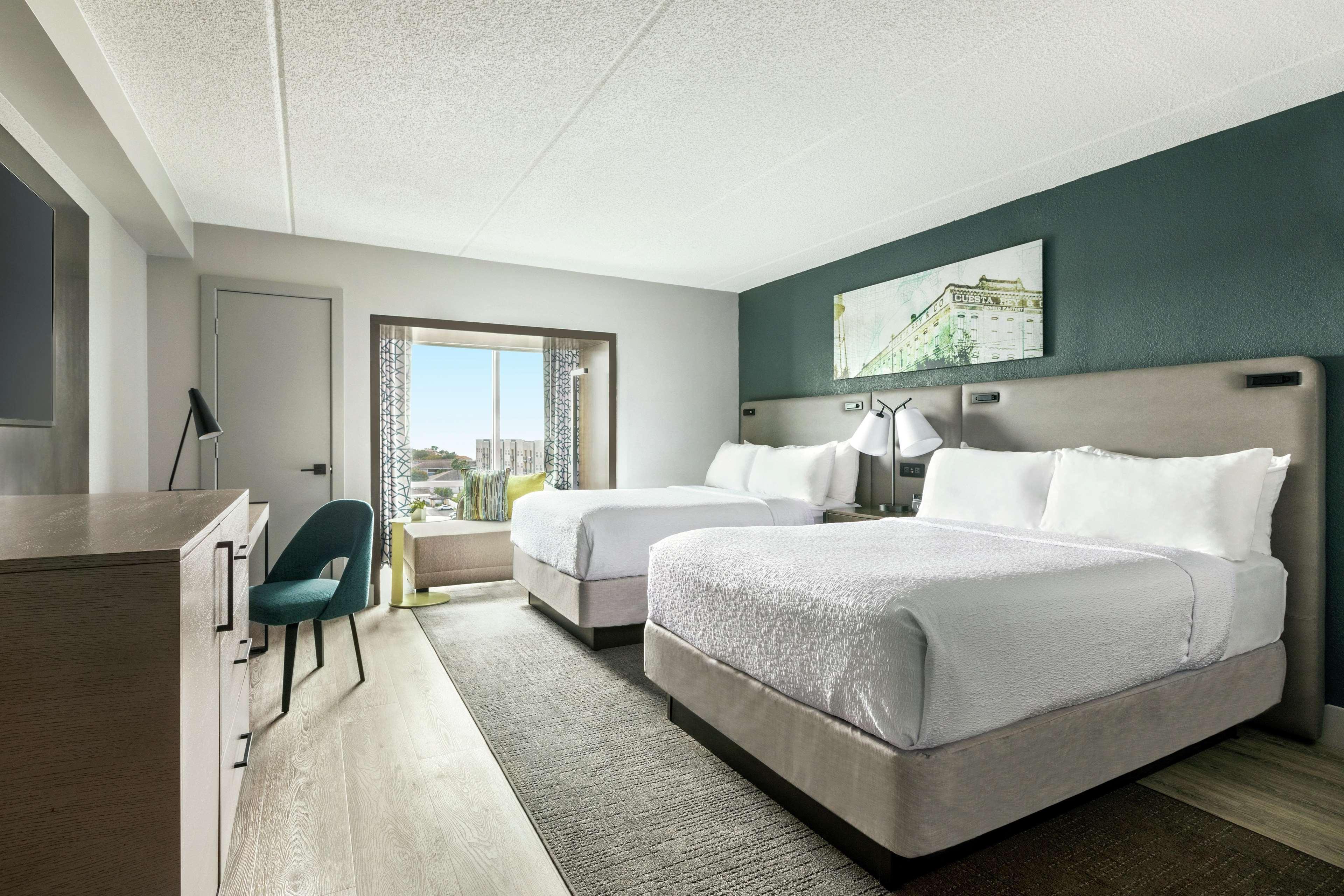 Hotel Alba Tampa, Tapestry Collection By Hilton Eksteriør billede